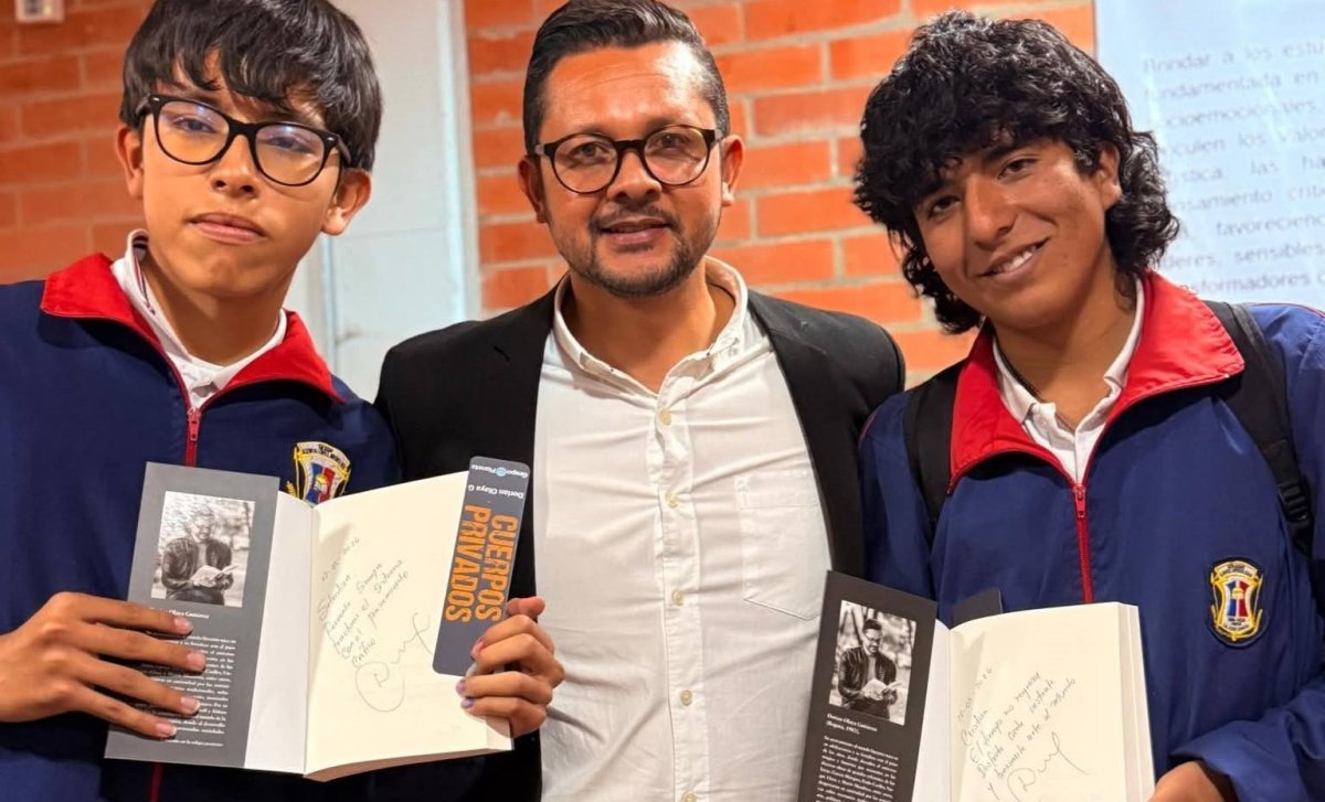 Encuentro con el escritor Dorian Olaya