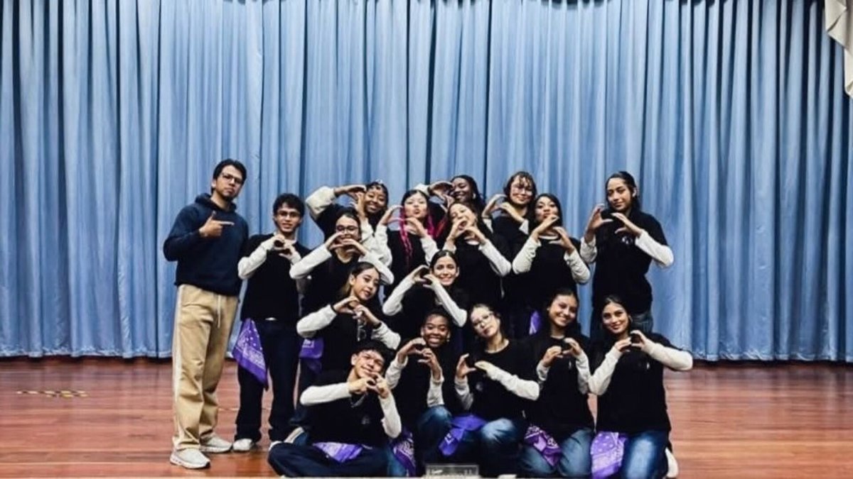 Bicampeones Del Festival De Danzas